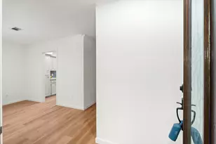 25206 Spring Ridge Dr, Spring, TX 77386 - Photo 5