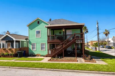 1901 40th Street #4, Galveston, TX 77550 - Photo 1
