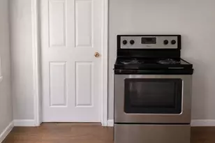 1901 40th St, Galveston, TX 77550 - Photo 7