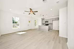 4615 Collingsworth St, Houston, TX 77026 - Photo 31