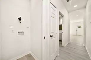 4615 Collingsworth St, Houston, TX 77026 - Photo 21