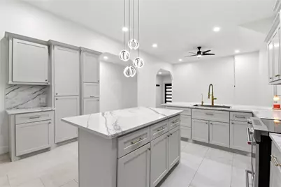 9403 Spaulding Street, Houston, TX 77016 - Photo 15