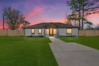 4654 N Teague Street, Rosharon, TX 77583 - Photo 1