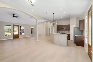 4654 N Teague St, Rosharon, TX 77583 - Photo 13