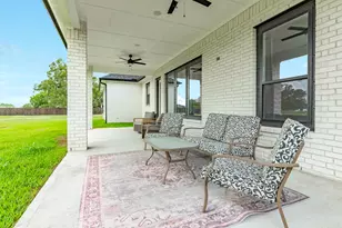 1208 Quarter Horse Trl, Angleton, TX 77515 - Photo 45