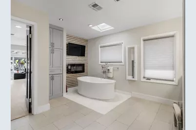 217 Lakeshore Circle, Seabrook, TX 77586 - Photo 31