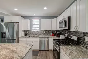 3330 Kelton St, Houston, TX 77021 - Photo 1