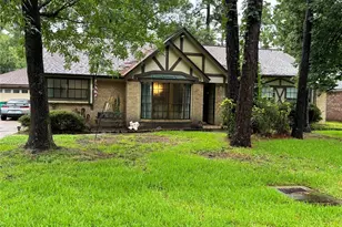 9626 Pinehurst St, Baytown, TX 77521 - Photo 1