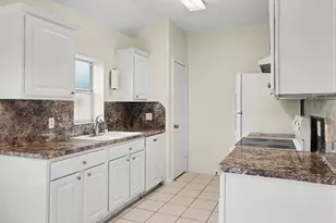 135 Kellyn Oaks Dr, Conroe, TX 77306 - Photo 15