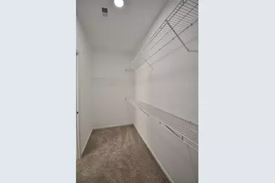 10819 Shannon Mills Lane, Houston, TX 77075 - Photo 9