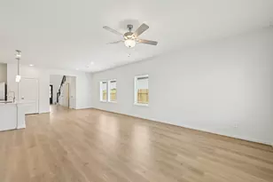380 Sunrise Ranch Dr, Montgomery, TX 77316 - Photo 7