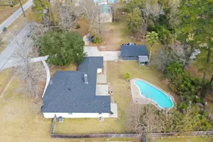 2410 Roman Forest Blvd, New Caney, TX 77357 - Photo 41