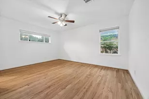 4429 Tonawanda Dr, Houston, TX 77035 - Photo 27