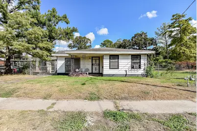2413 E Crosstimbers Street, Houston, TX 77093 - Photo 11
