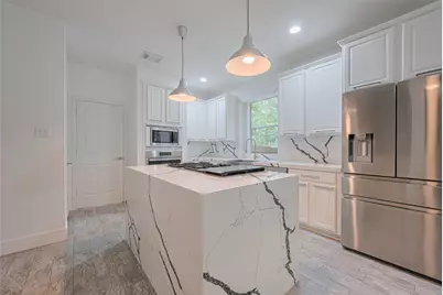 3 Vincent Court, The Woodlands, TX 77382 - Photo 17