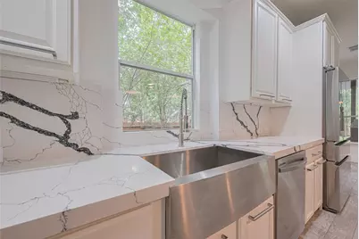 3 Vincent Court, The Woodlands, TX 77382 - Photo 13