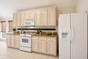 3714 Crescent Dr, Pearland, TX 77584 - Photo 15