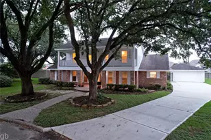 3110 Chippendale Ct, Sugar Land, TX 77478 - Photo 3