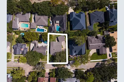 8919 Manhattan Drive, Houston, TX 77096 - Photo 33