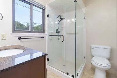 8919 Manhattan Drive, Houston, TX 77096 - Photo 19