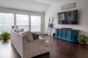 802 Sterling Ct, Bay City, TX 77414 - Photo 9