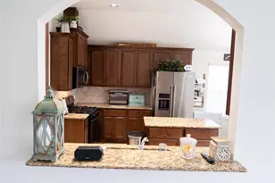 802 Sterling Ct, Bay City, TX 77414 - Photo 25