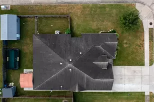 802 Sterling Ct, Bay City, TX 77414 - Photo 7