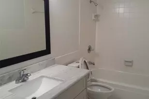 2400 N Braeswood Blvd, Houston, TX 77030 - Photo 7