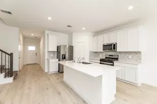 31719 Kellan Grv Ct, Fulshear, TX 77441 - Photo 9