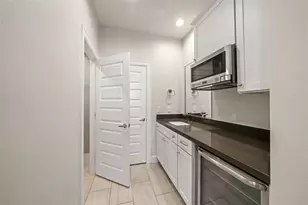 2779 Clinton Dr, Houston, TX 77020 - Photo 7