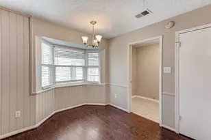 12527 Huntington Venture Dr, Houston, TX 77099 - Photo 11