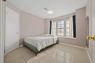 8629 Kinghaven St, Houston, TX 77083 - Photo 23