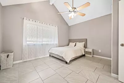 8629 Kinghaven Street, Houston, TX 77083 - Photo 27