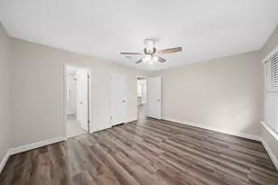 2134 Tower Bridge Rd, Pearland, TX 77581 - Photo 11