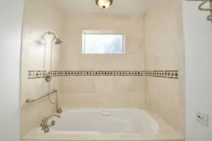 6 River Hollow Ln, Houston, TX 77027 - Photo 27