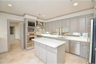 6 River Hollow Lane, Houston, TX 77027 - Photo 17