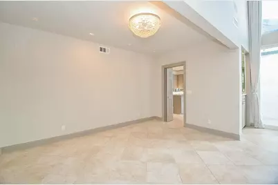 6 River Hollow Lane, Houston, TX 77027 - Photo 13