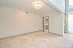 6 River Hollow Ln, Houston, TX 77027 - Photo 13