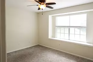 36 Fallenstone Dr, The Woodlands, TX 77381 - Photo 23
