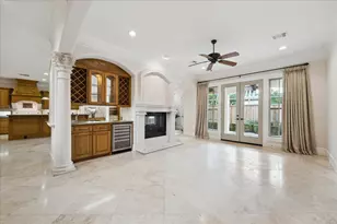 256 Post Oak Ln S, Houston, TX 77056 - Photo 7