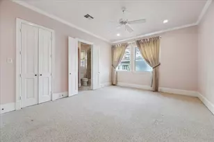 256 Post Oak Ln S, Houston, TX 77056 - Photo 13