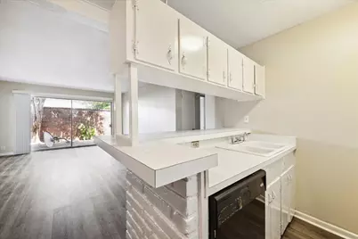 3259 Branard Street #7, Houston, TX 77098 - Photo 5