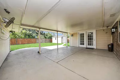 2804 Shady Creek Drive, Pearland, TX 77581 - Photo 35