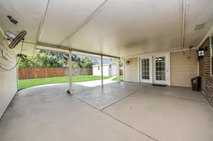 2804 Shady Creek Dr, Pearland, TX 77581 - Photo 35