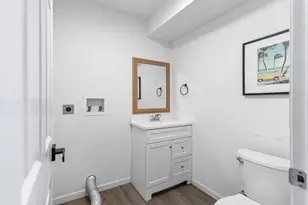 2749 W Bayshore Dr, Palacios, TX 77465 - Photo 15