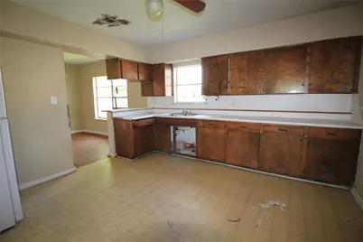 5352 Bell Street, Houston, TX 77023 - Photo 9