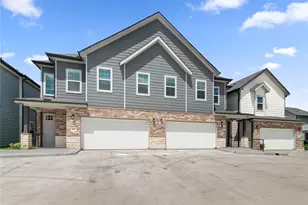 28325-419 Birnham Woods Dr, Spring, TX 77386 - Photo 3