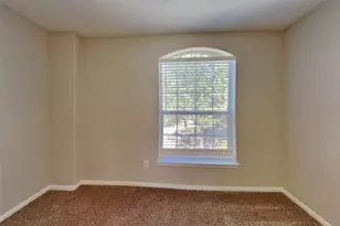 2610 Hilldale Park Ln, Spring, TX 77386 - Photo 15