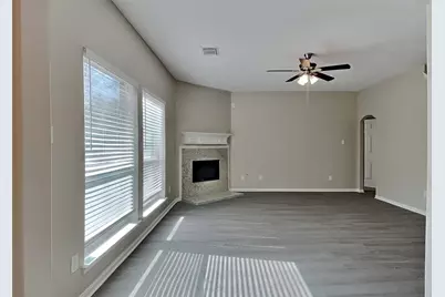 2610 Hilldale Park Lane, Spring, TX 77386 - Photo 3