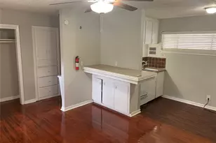 8715 Timberside Dr, Houston, TX 77025 - Photo 1